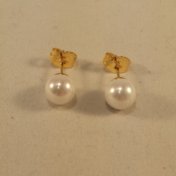 Jewelry - 24K Yellow Gold Shell Pearl Bead Stud Earrings 8mm